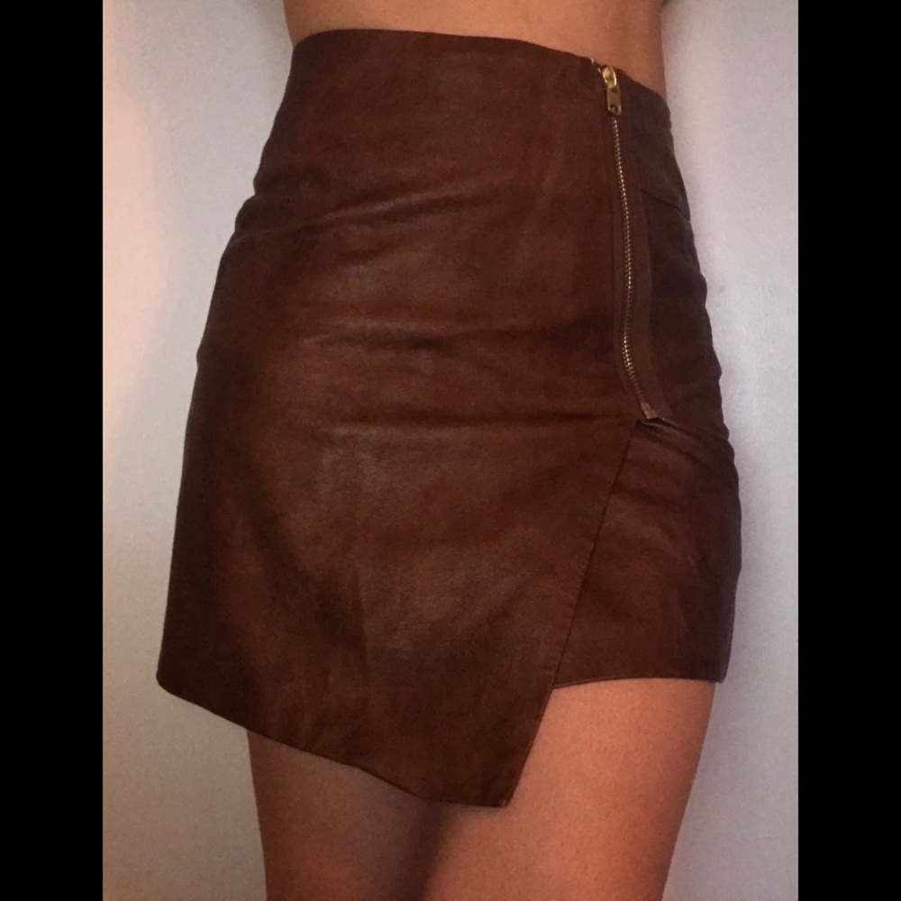 [H&M] Faux Leather Skirt